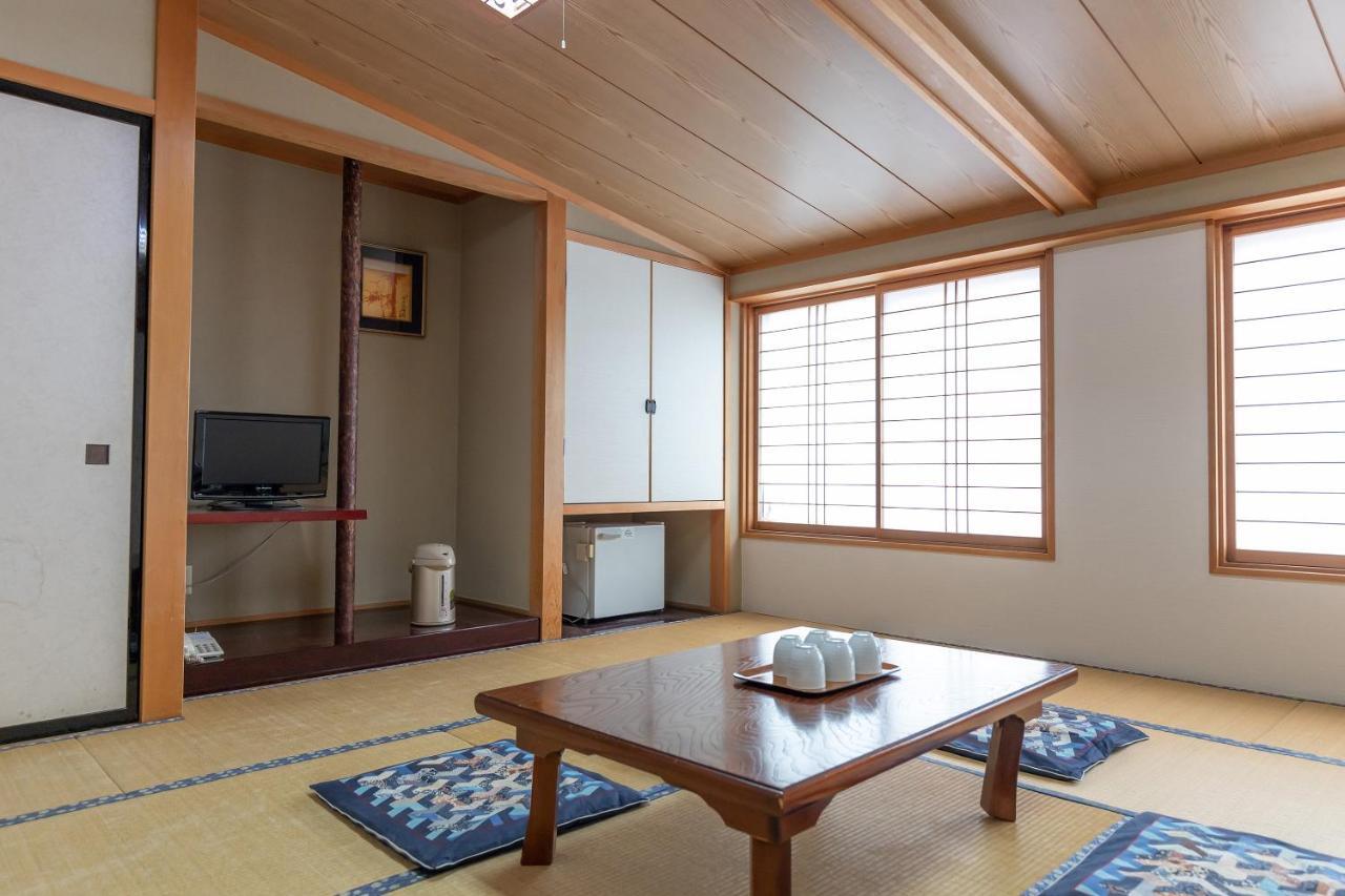 Tabist Kanko Business Hotel Matsuyama Hida Takayama Takayama  Eksteriør billede